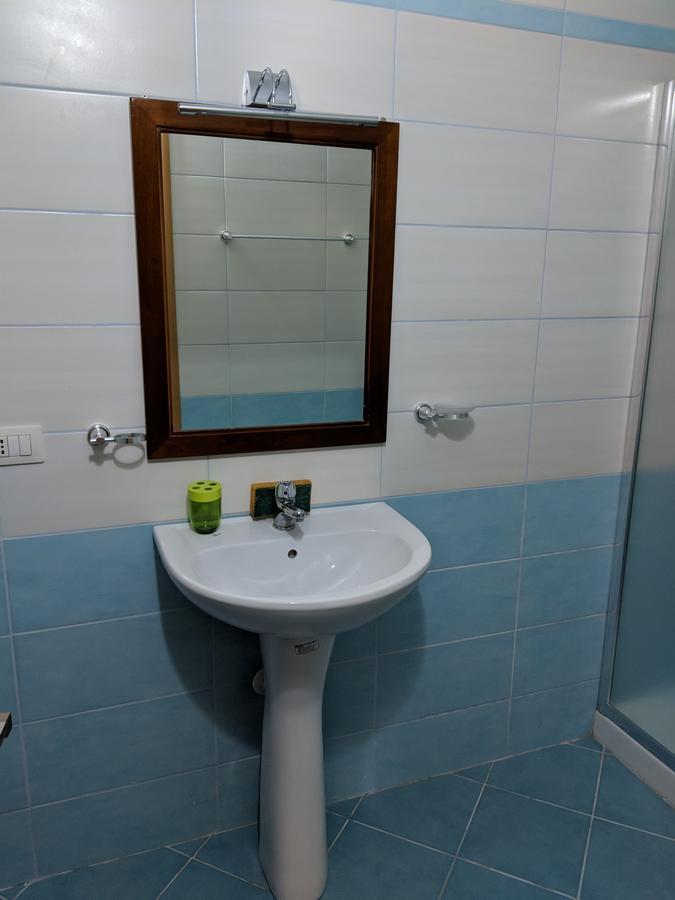 Seafront Apartment Sarande Bagian luar foto